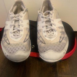 Nfinity White VENGEANCE